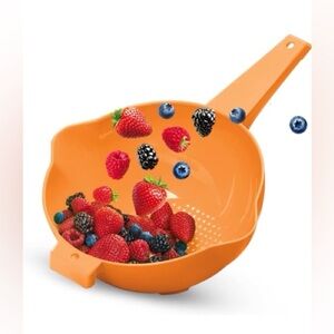 Vintage Tupperware  Colander Strainer With Handle 2 Quart  Orange Color